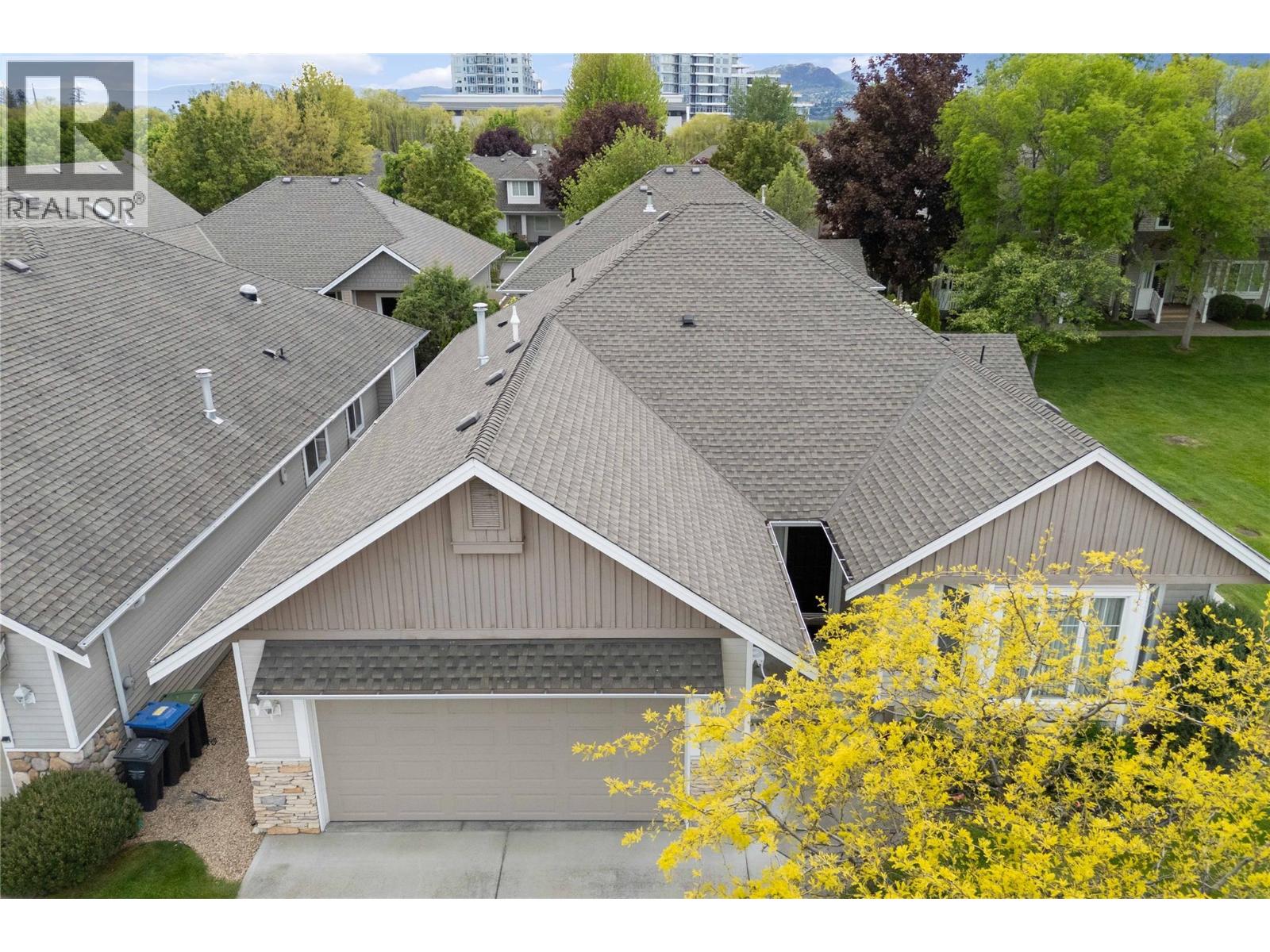 434 665 Cook Road, Kelowna