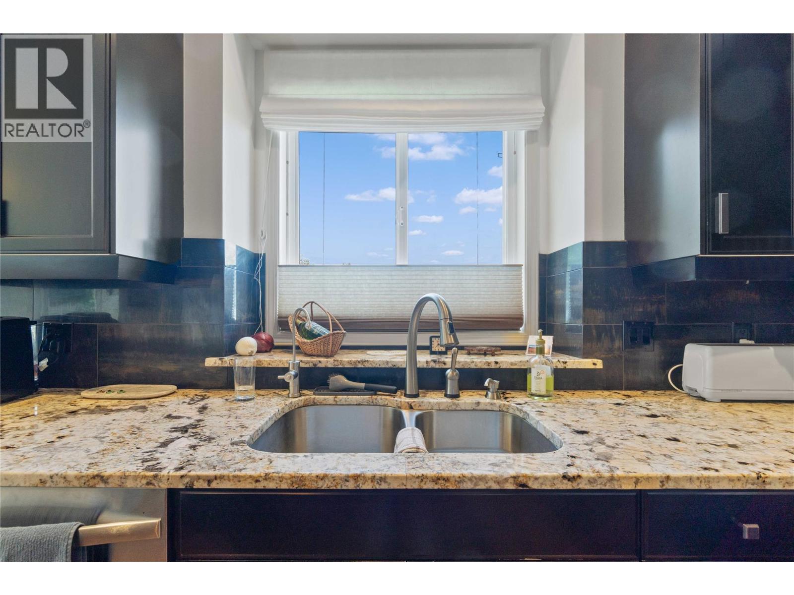 434 665 Cook Road, Kelowna