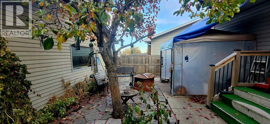 Single Family House 4 Level for Sale in  Whitestone Road NE Whitehorn Calgary 