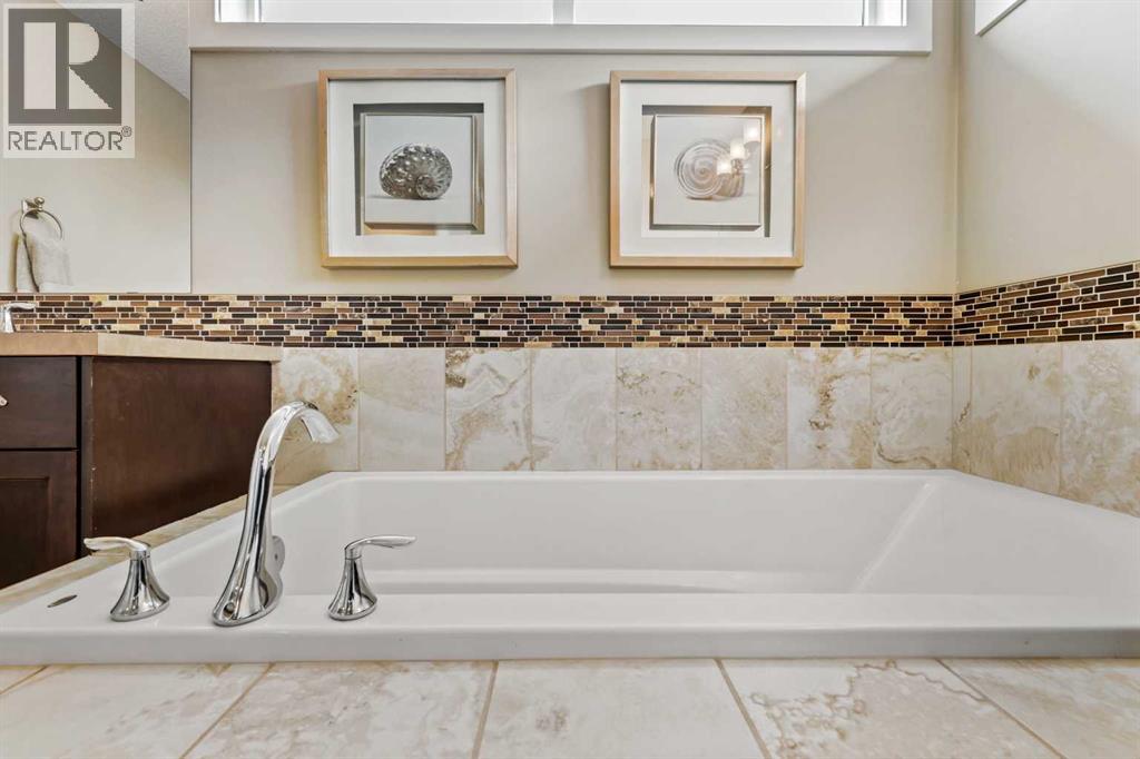 Single Family House for Sale in  Chaparral Valley View SE Chaparral Calgary 