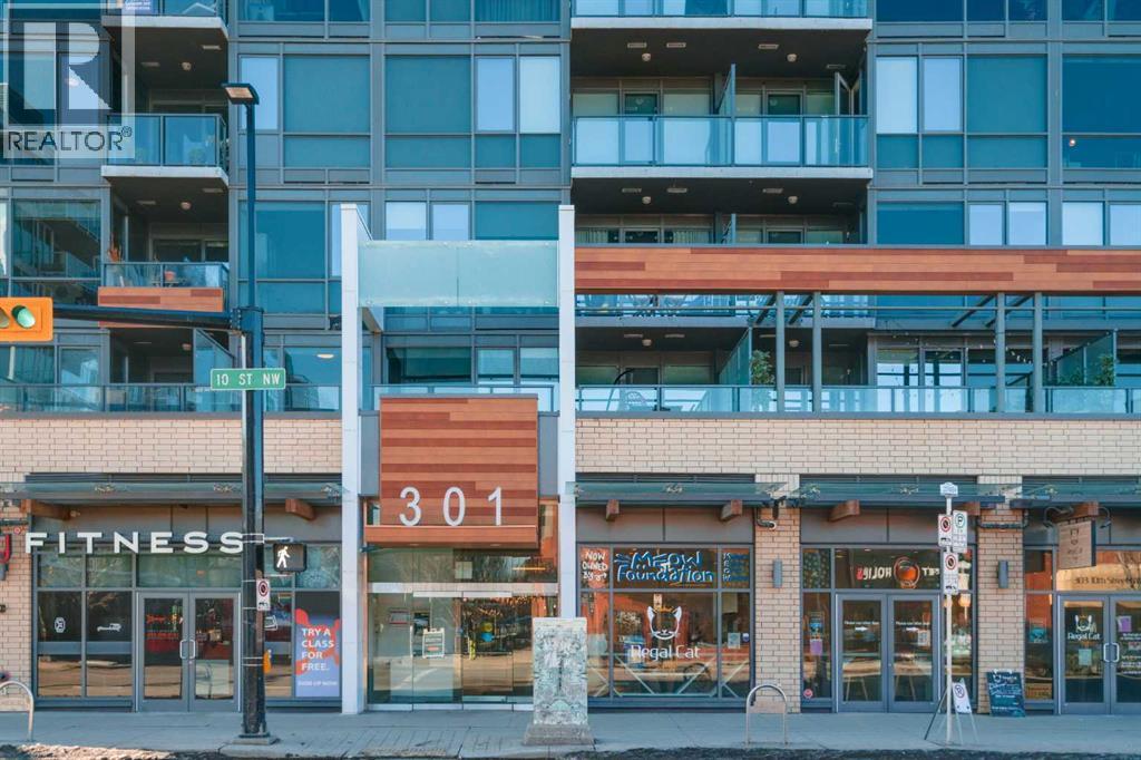 Single Family House for Sale in    Street NW Hillhurst Calgary 