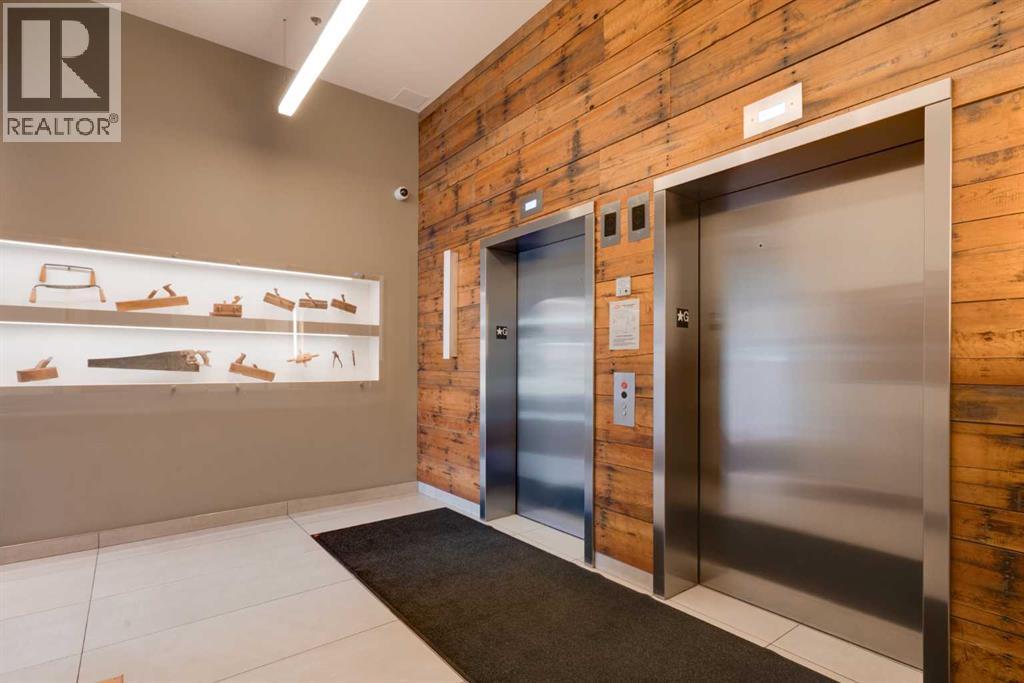 Single Family House for Sale in    Street NW Hillhurst Calgary 