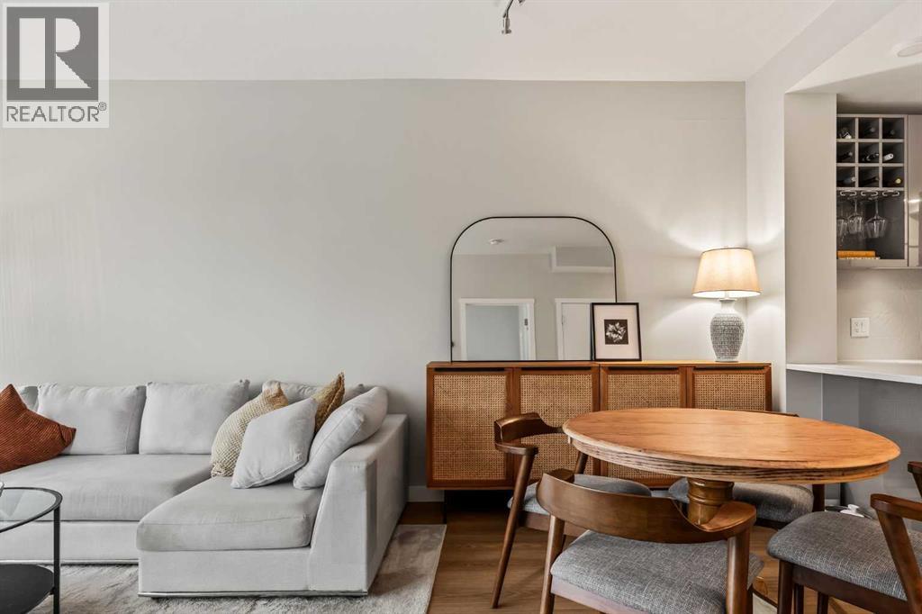 Single Family House for Sale in    Street NW Hillhurst Calgary 