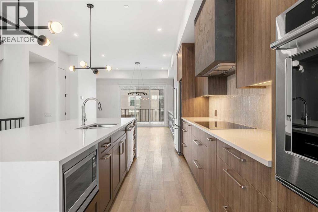 Single Family House for Sale in  Greenwich Heath NW Greenwood/Greenbriar Calgary 