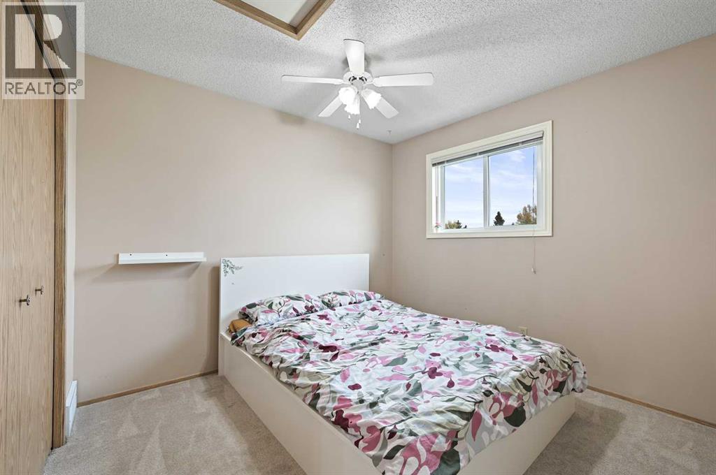 Single Family House for Sale in  Laguna Close NE Monterey Park Calgary 