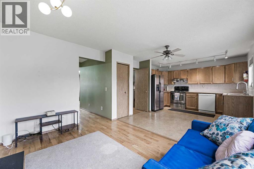Single Family House for Sale in  Laguna Close NE Monterey Park Calgary 