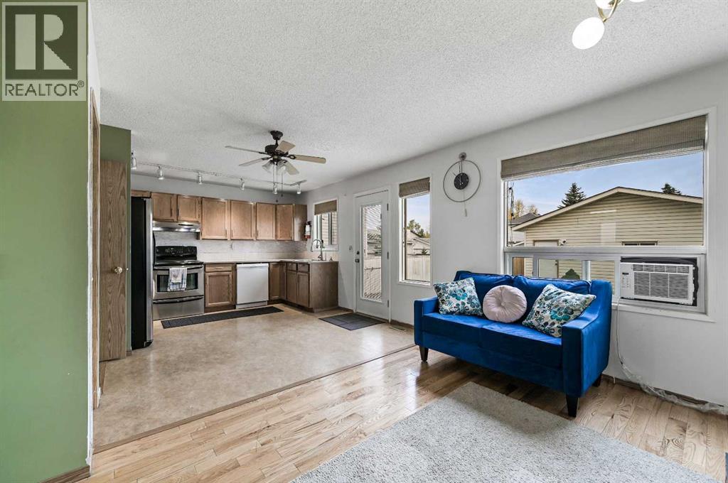 Single Family House for Sale in  Laguna Close NE Monterey Park Calgary 