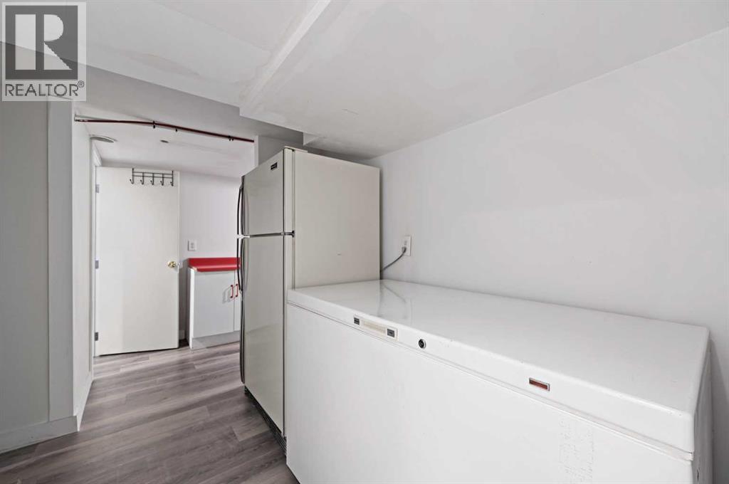 Single Family House for Sale in  Laguna Close NE Monterey Park Calgary 