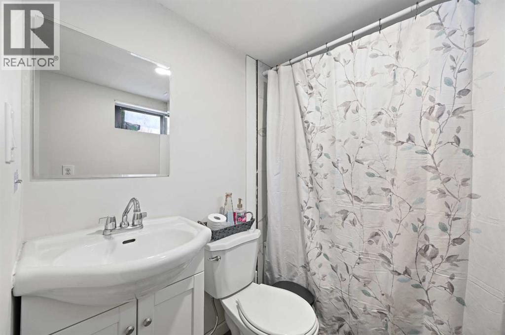 Single Family House for Sale in  Laguna Close NE Monterey Park Calgary 