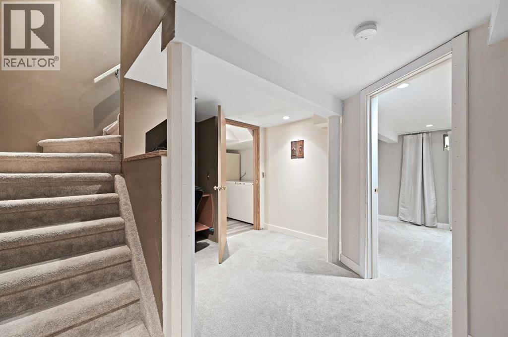 Single Family House for Sale in  Laguna Close NE Monterey Park Calgary 