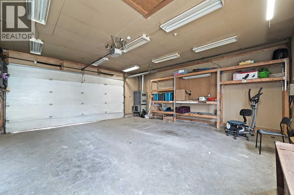 Single Family House for Sale in  Laguna Close NE Monterey Park Calgary 