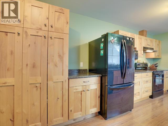 5732 MAPLE AVE, Powell River