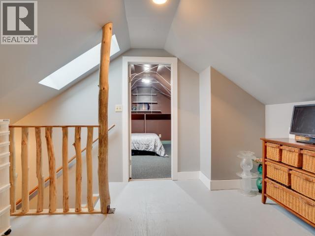 5732 MAPLE AVE, Powell River