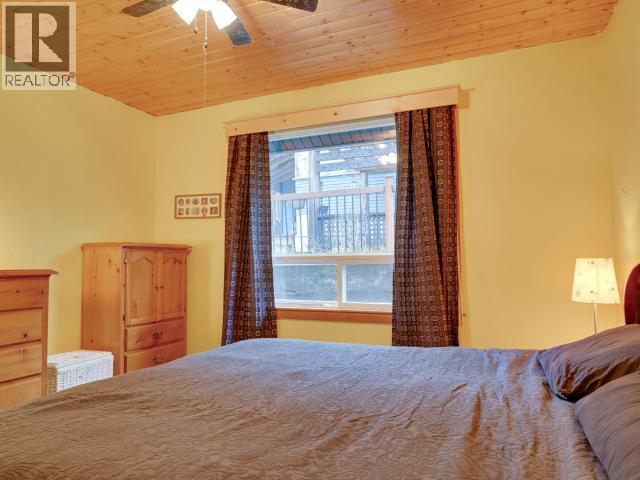 5732 MAPLE AVE, Powell River