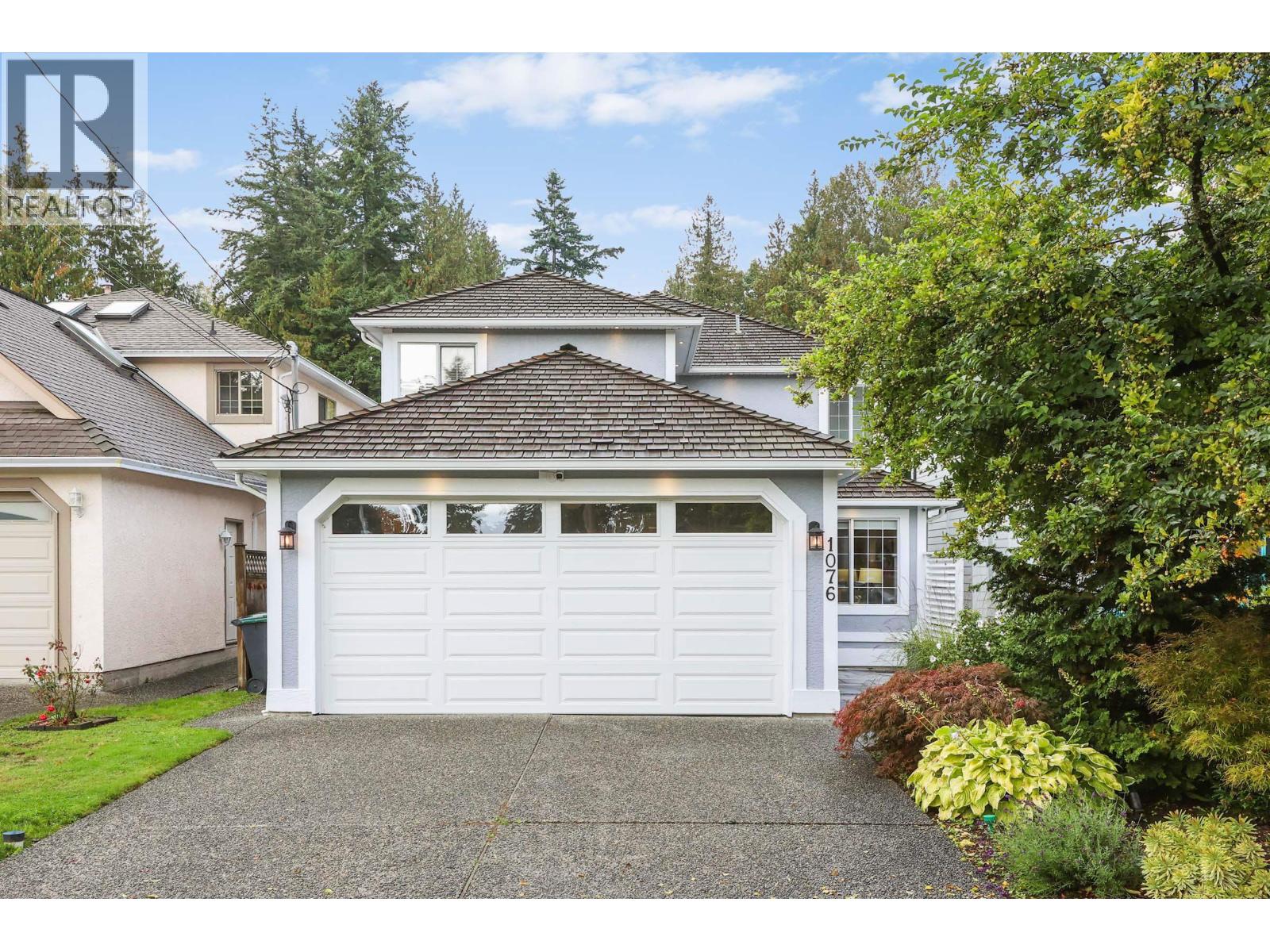 1076 CLEMENTS AVENUE, North Vancouver