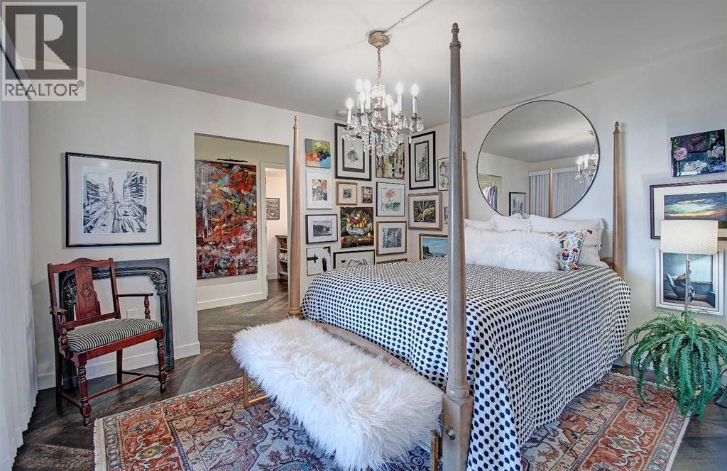 Single Family House for Sale in    Avenue SW Downtown West End Calgary 