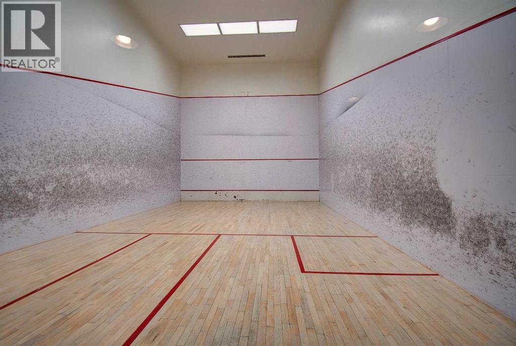 Single Family House for Sale in    Avenue SW Downtown West End Calgary 