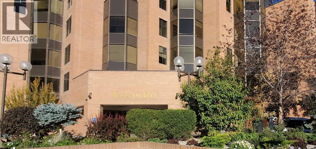 Single Family House for Sale in    Avenue SW Downtown West End Calgary 