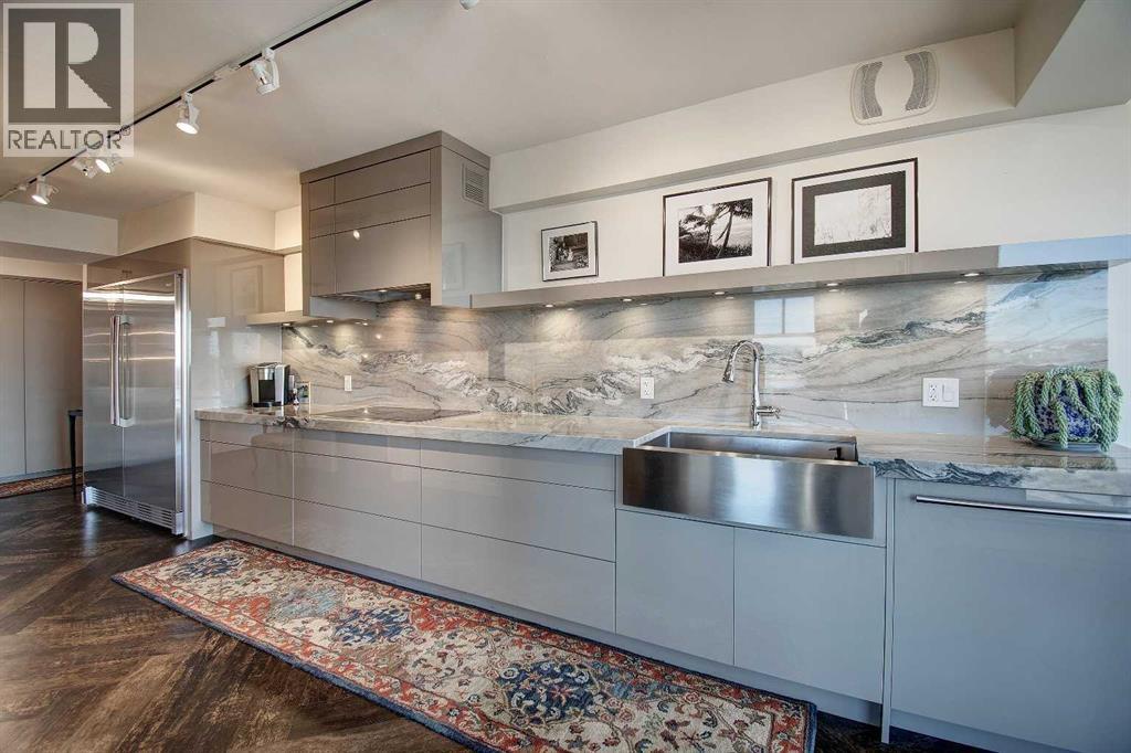 Single Family House for Sale in    Avenue SW Downtown West End Calgary 