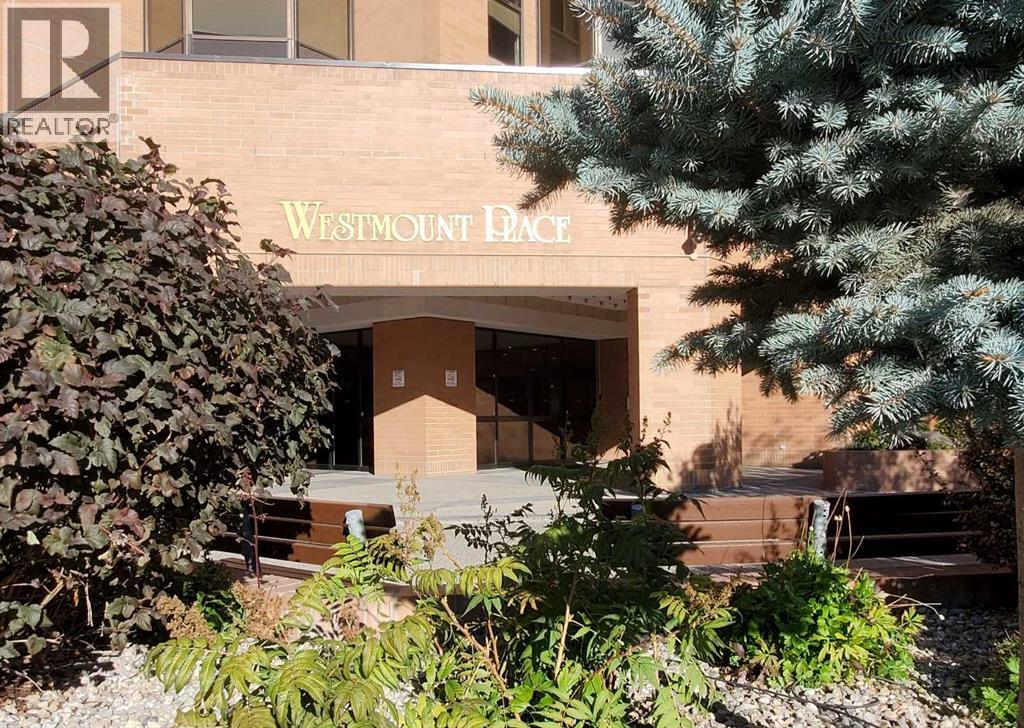 Single Family House for Sale in    Avenue SW Downtown West End Calgary 