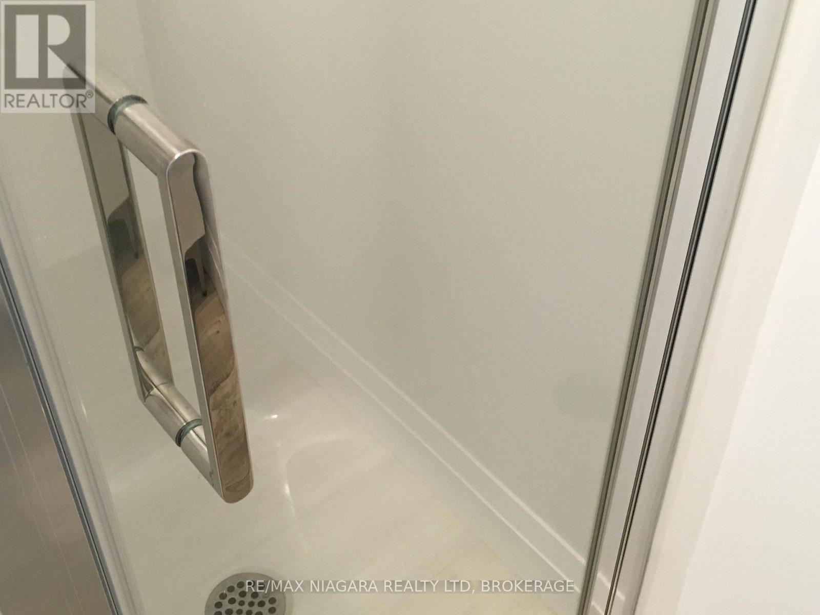 163 WELLAND AVENUE - 15
