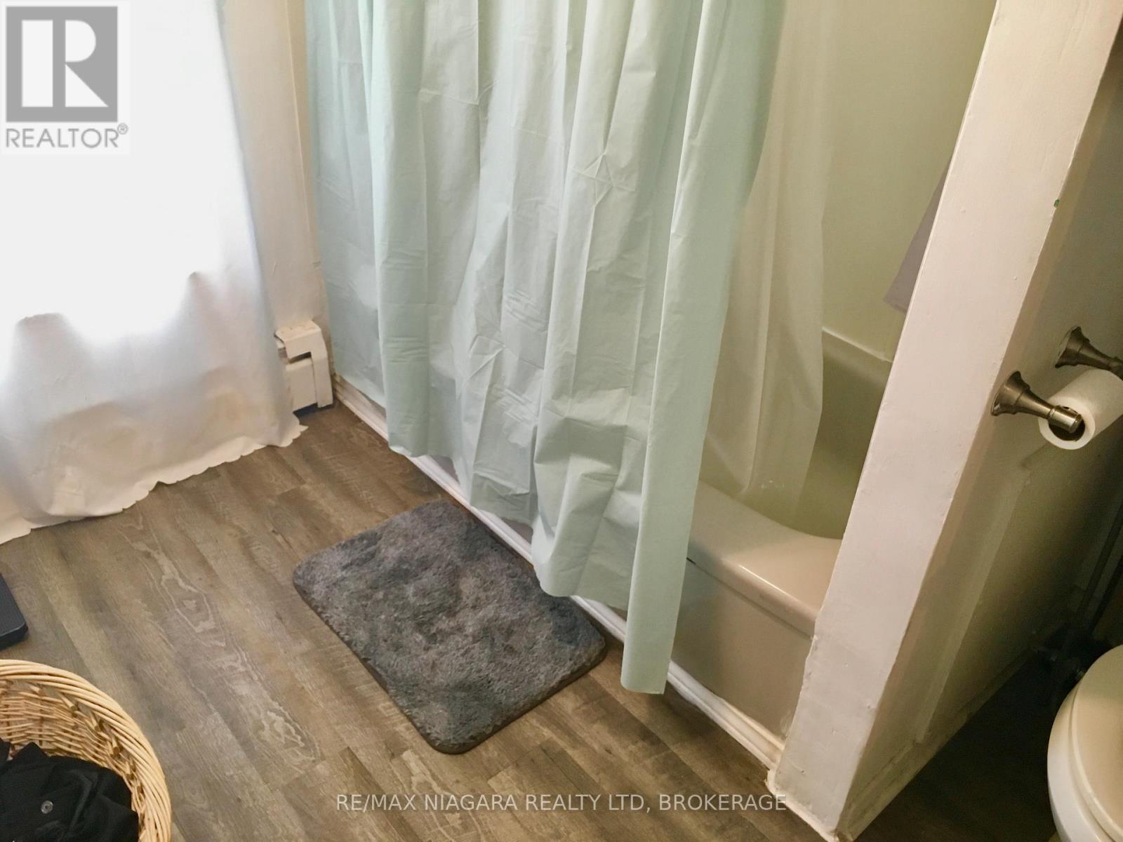 163 WELLAND AVENUE - 48
