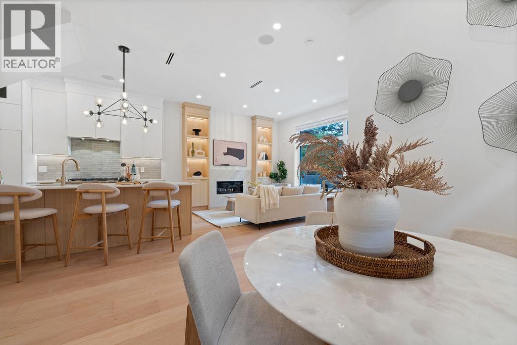 1 5883 SOPHIA STREET, Vancouver