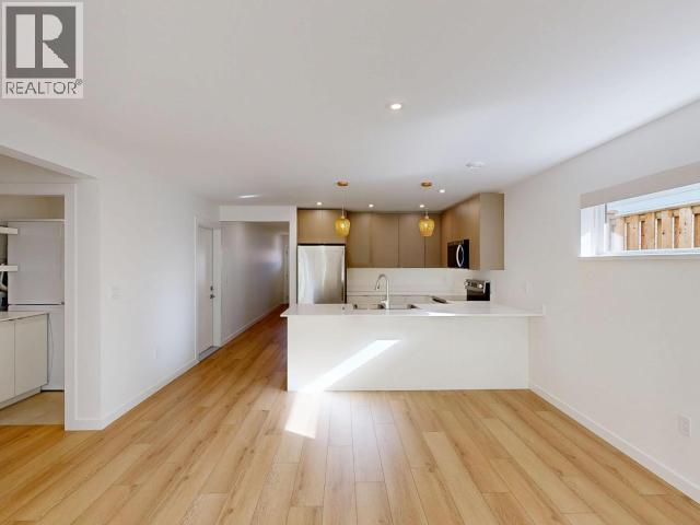 7156 EDGEHILL CRESCENT, Powell River