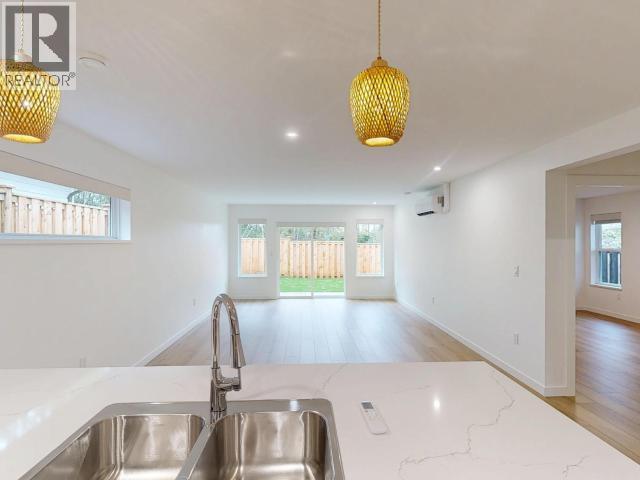 7156 EDGEHILL CRESCENT, Powell River