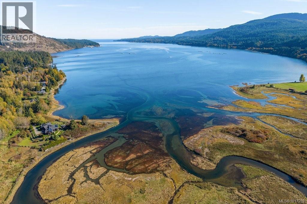 2983 Northwest Bay Rd, Nanoose Bay