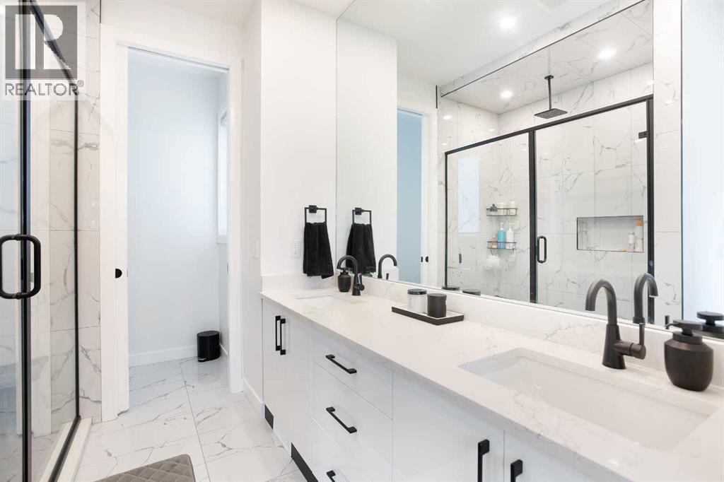 Single Family House for Sale in   Avenue NW Montgomery Calgary 