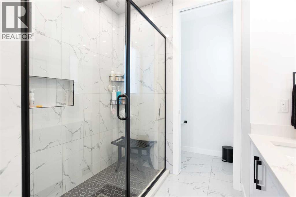 Single Family House for Sale in   Avenue NW Montgomery Calgary 