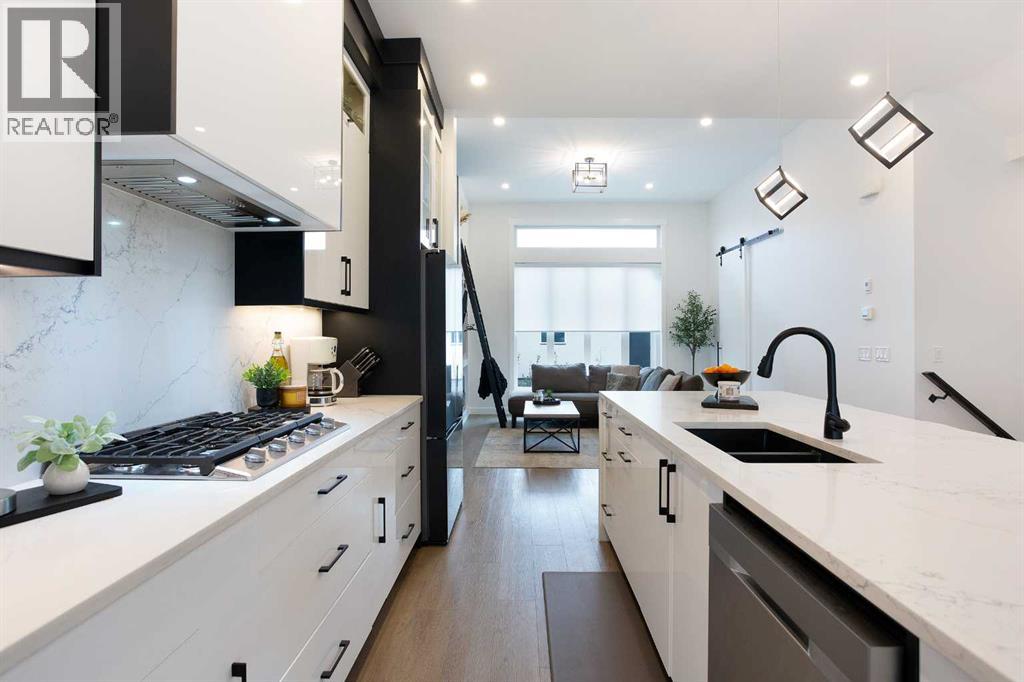 Single Family House for Sale in   Avenue NW Montgomery Calgary 