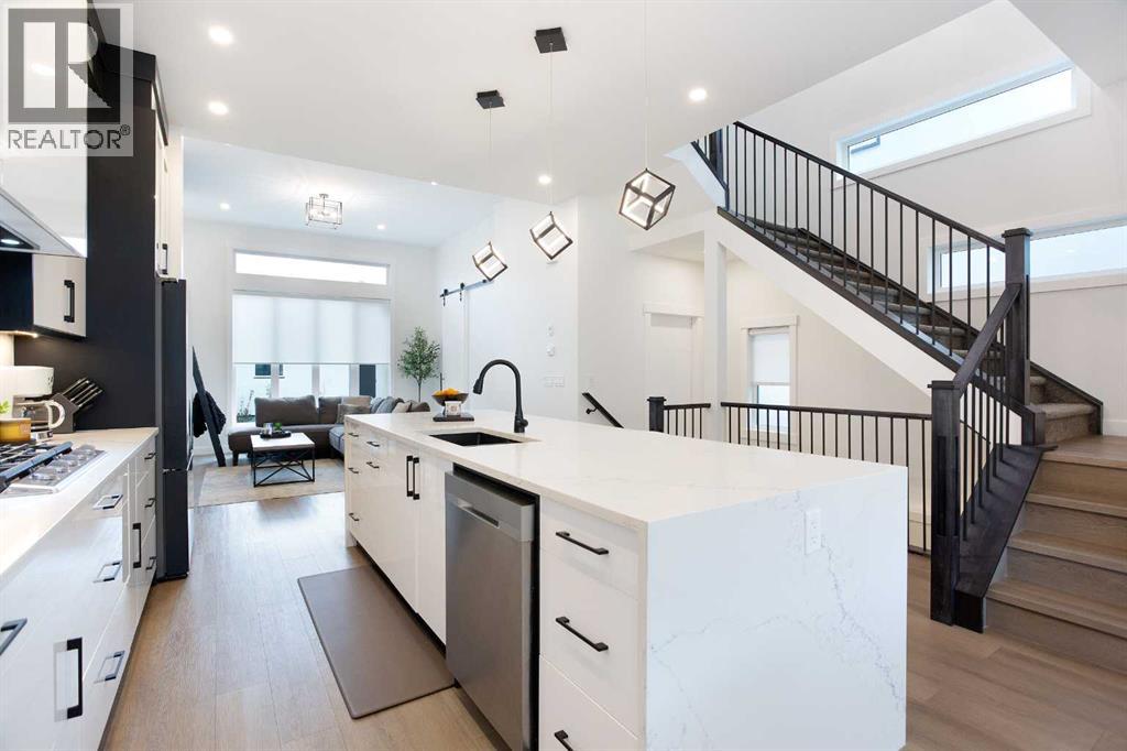 Single Family House for Sale in   Avenue NW Montgomery Calgary 