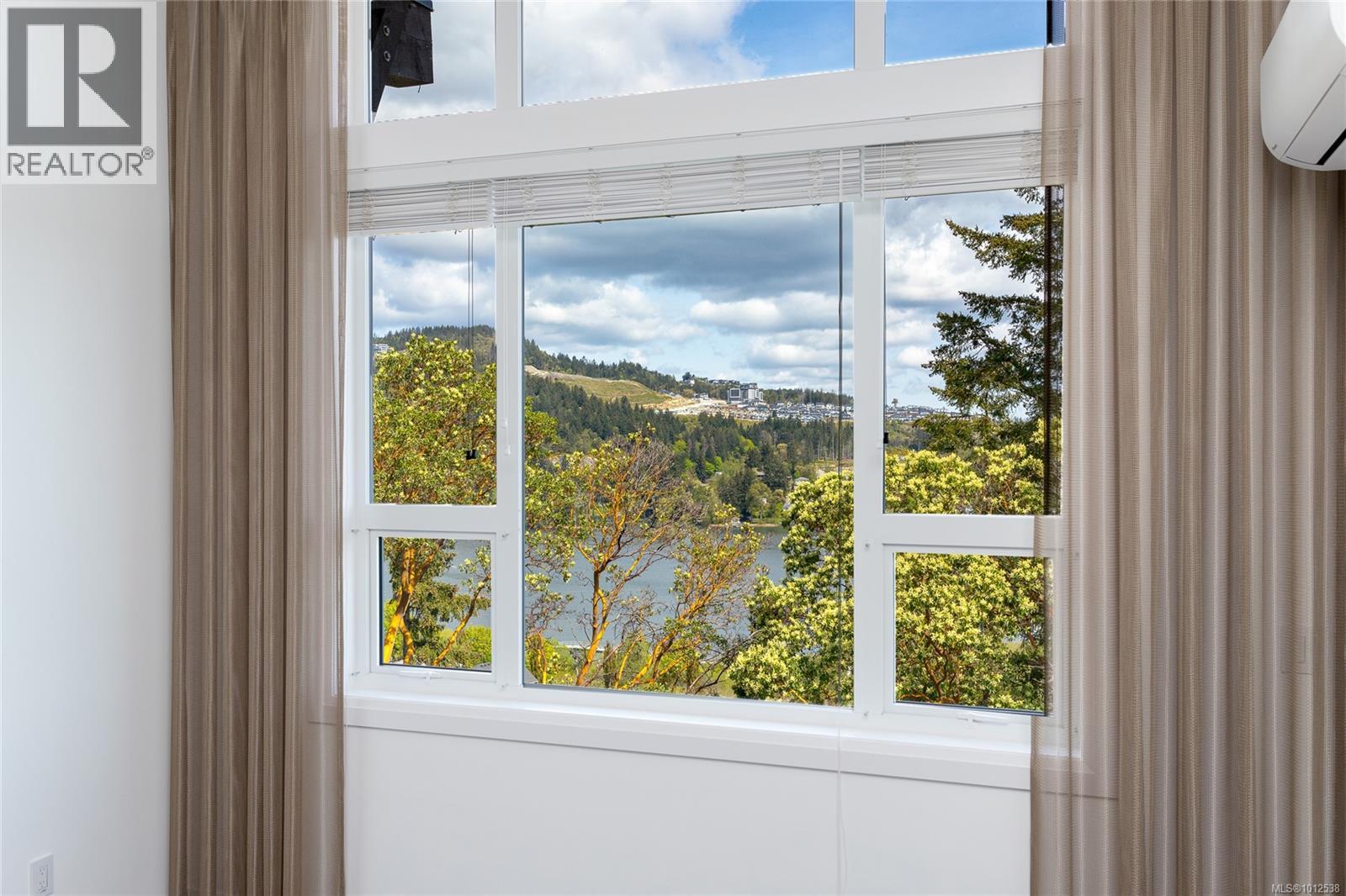 415 1145 Sikorsky Road, Langford