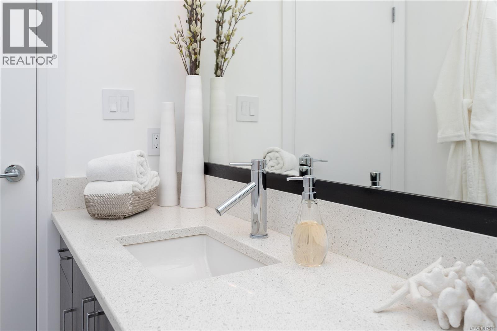 415 1145 Sikorsky Road, Langford