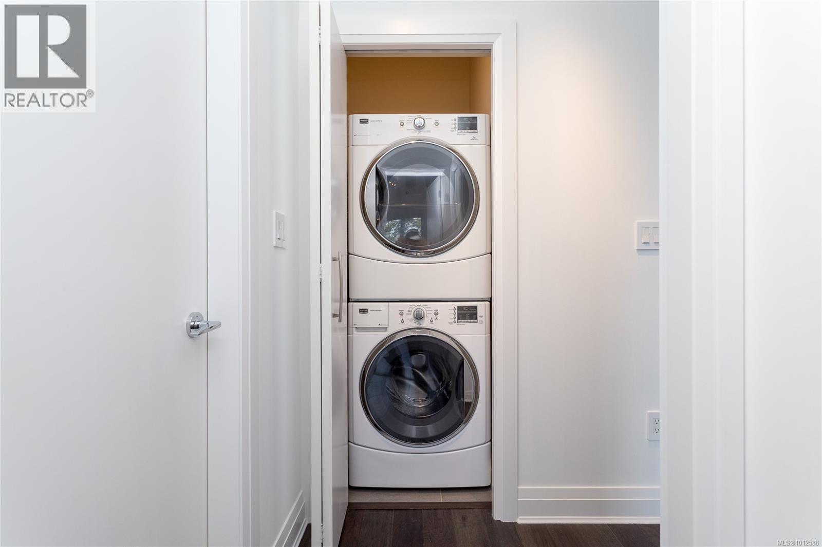 415 1145 Sikorsky Road, Langford