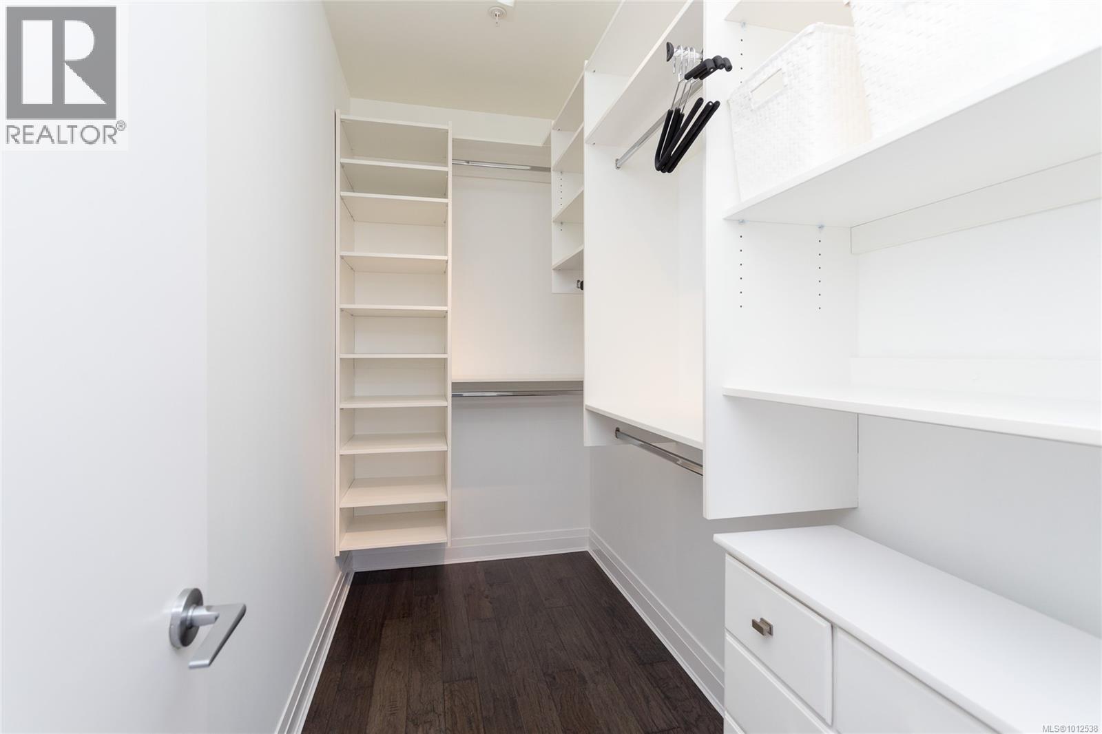 415 1145 Sikorsky Road, Langford