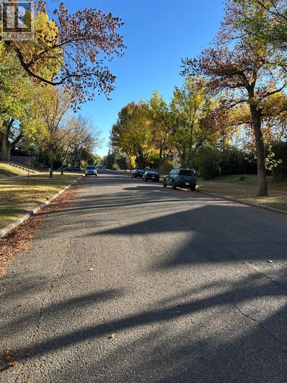 Single Family House for Sale in   Street S Victoria Park Lethbridge 