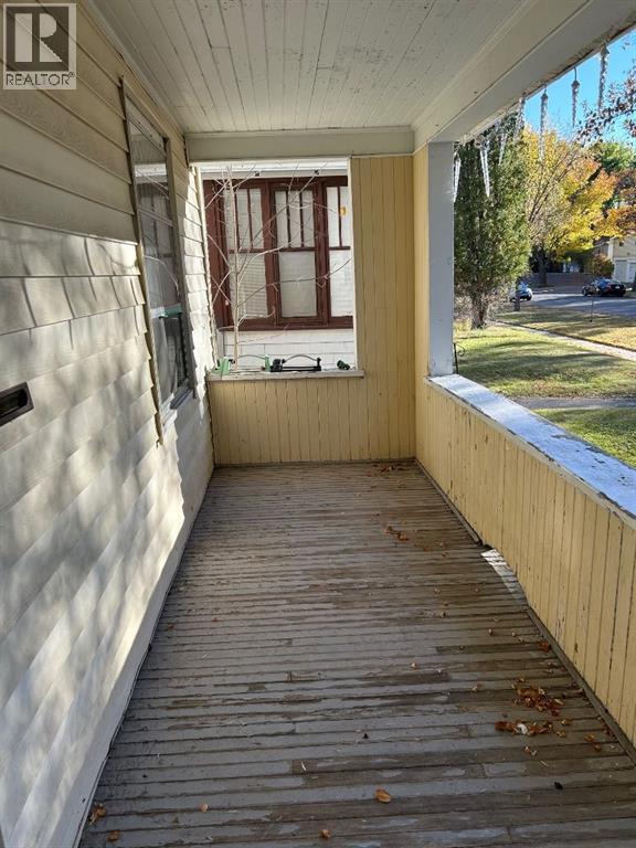 Single Family House for Sale in   Street S Victoria Park Lethbridge 