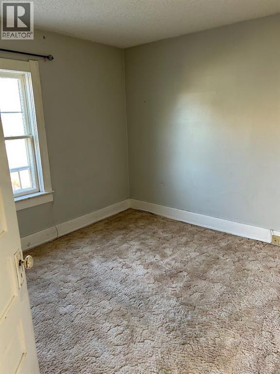 Single Family House for Sale in   Street S Victoria Park Lethbridge 