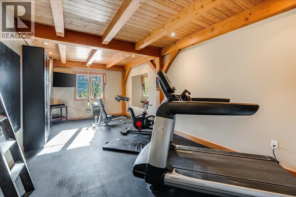 127 GRIZZLY Place, Castlegar