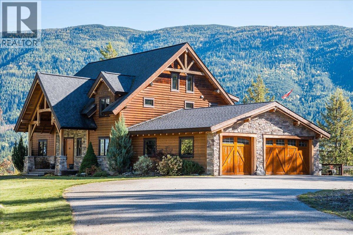 127 GRIZZLY Place, Castlegar