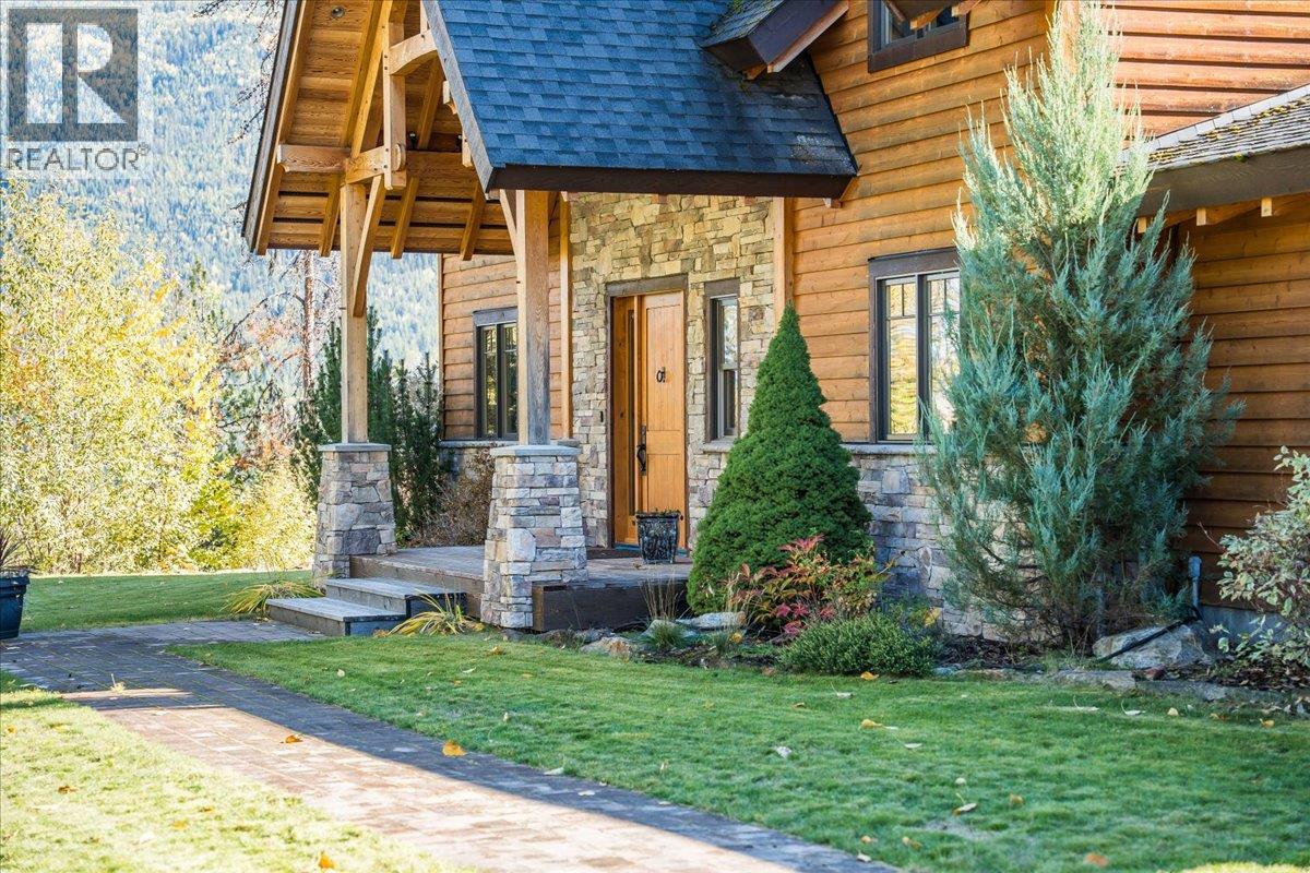 127 GRIZZLY Place, Castlegar