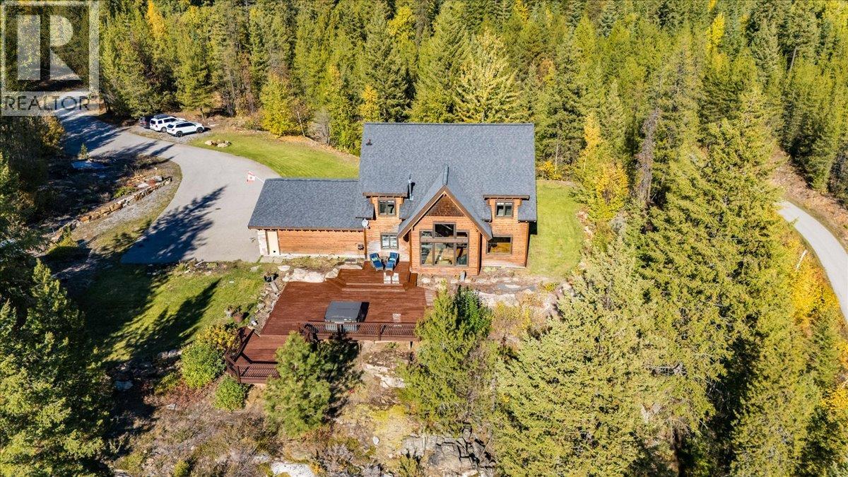 127 GRIZZLY Place, Castlegar