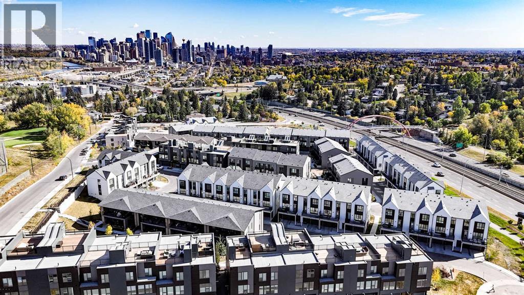 Single Family House for Sale in  SOVEREIGN Common SW Shaganappi Calgary 