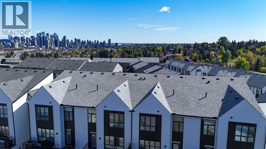 Single Family House for Sale in  SOVEREIGN Common SW Shaganappi Calgary 