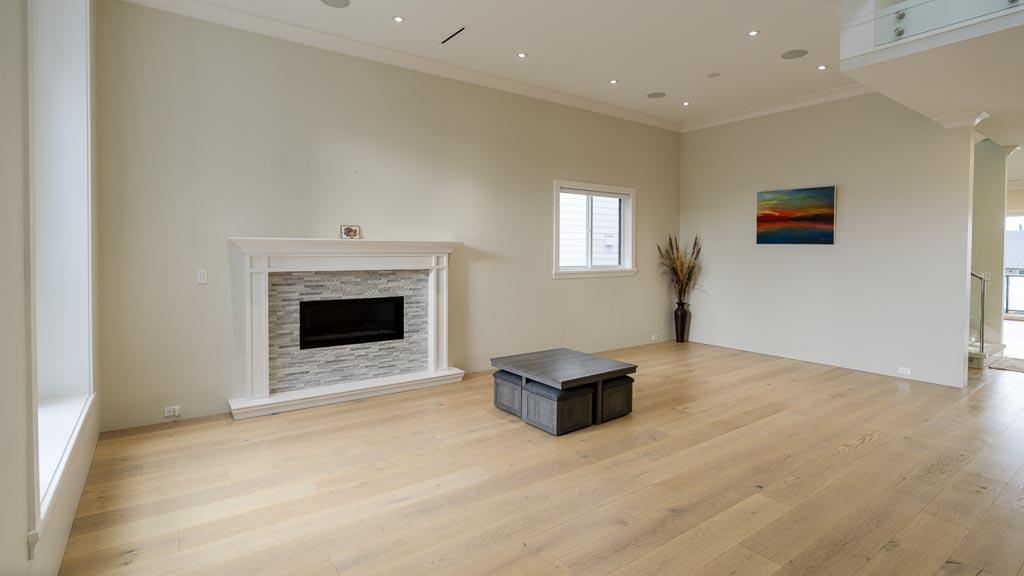 8978 160 STREET - Photo 3 of 39, Surrey, British Columbia