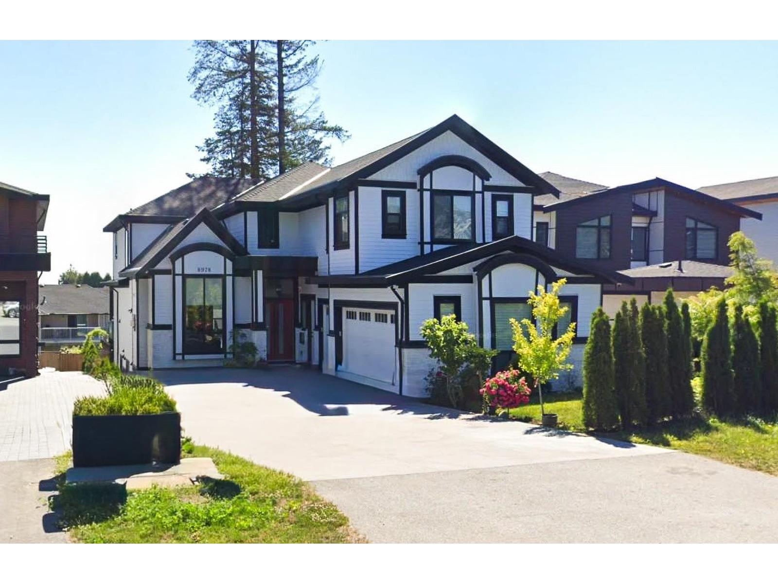 8978 160 STREET - Main photo, Surrey, British Columbia