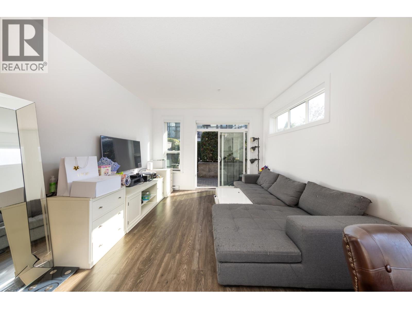 21 7039 MACPHERSON AVENUE, Burnaby